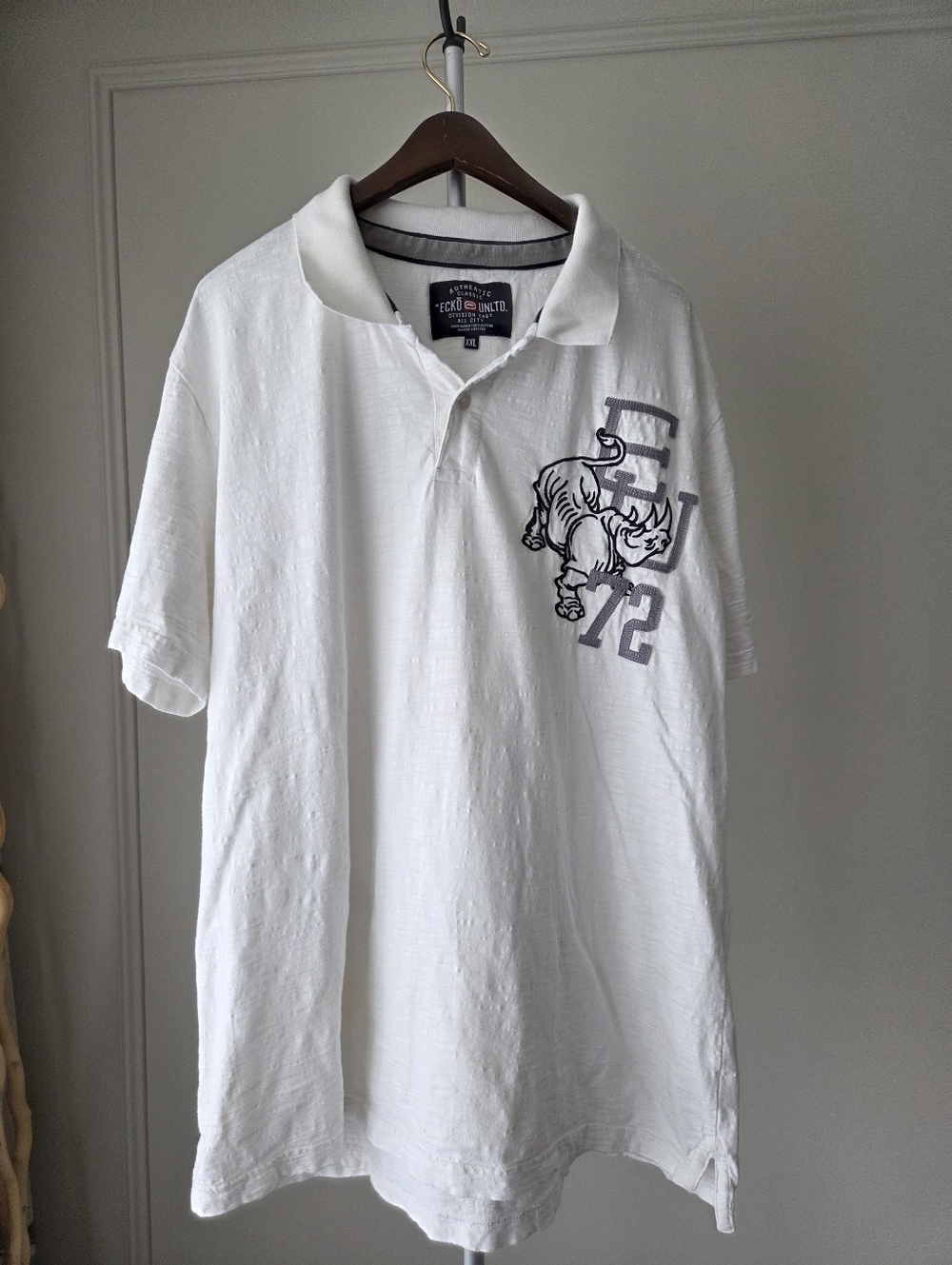 Ecko Unlimited White Polo with Rhino Graphic Sz. XXL